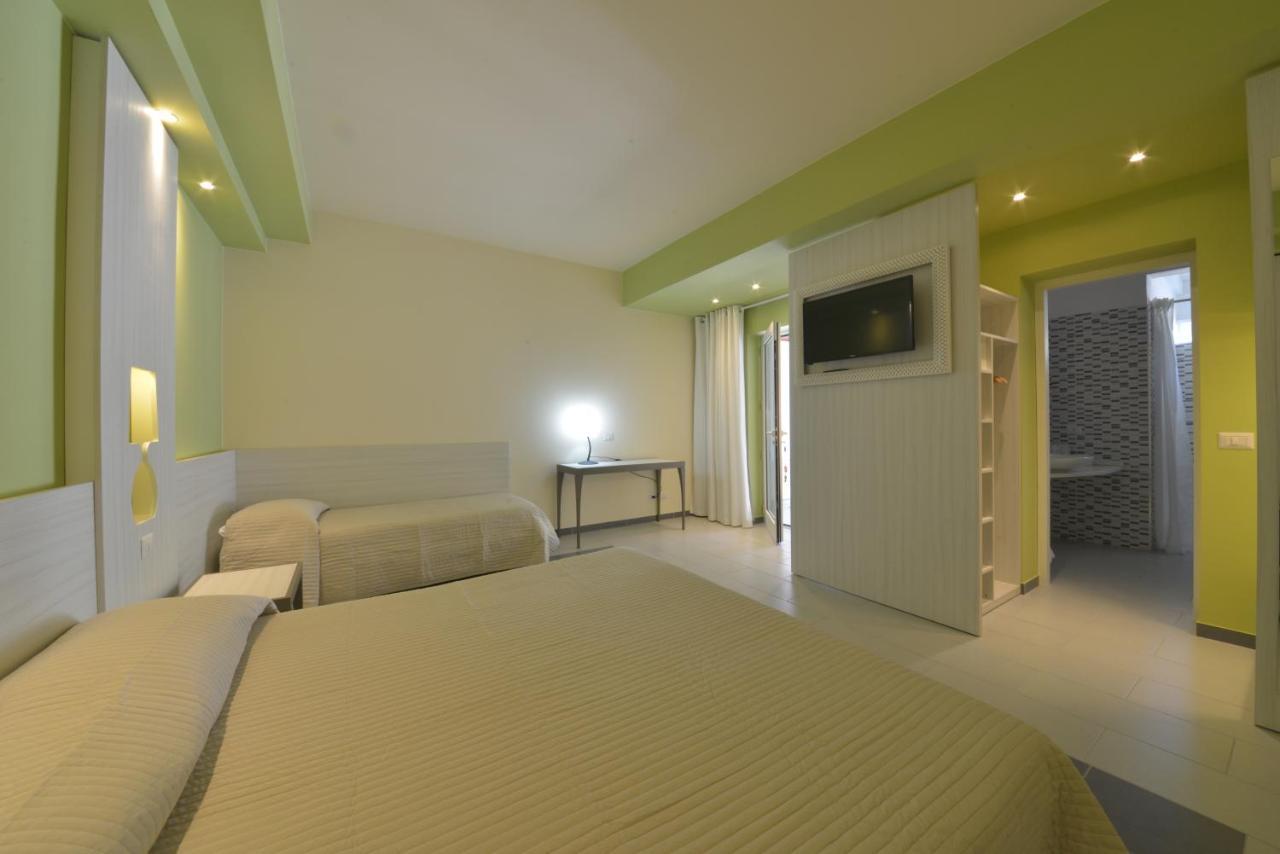 Hotel D'Amato 佩斯基奇 外观 照片